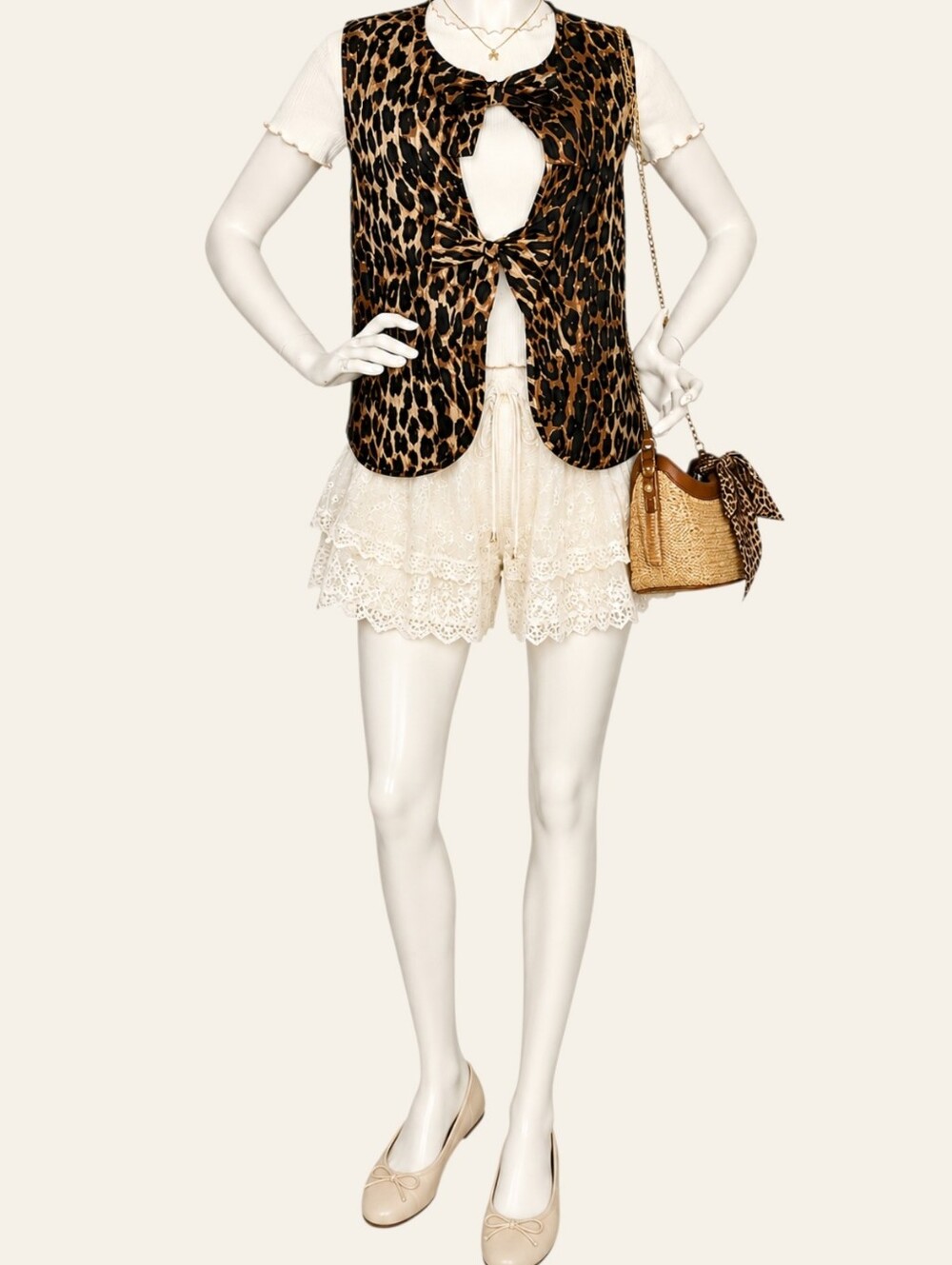 NWT Veveret Leopard Bow Tie Quilted Vest Medium Leopard Luxe Boho Revival